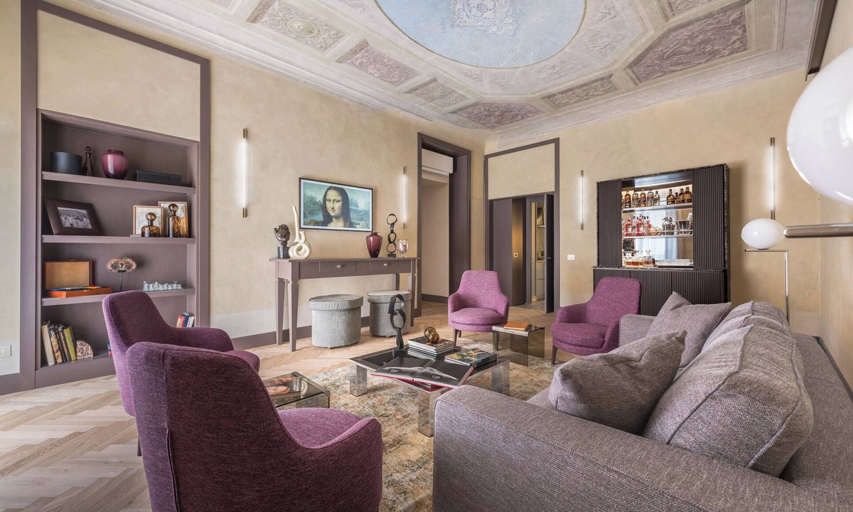 Santa Croce Apartment | 4BR Luxury Palazzo Superb Kitchen Patio Prime Location Santa Croce