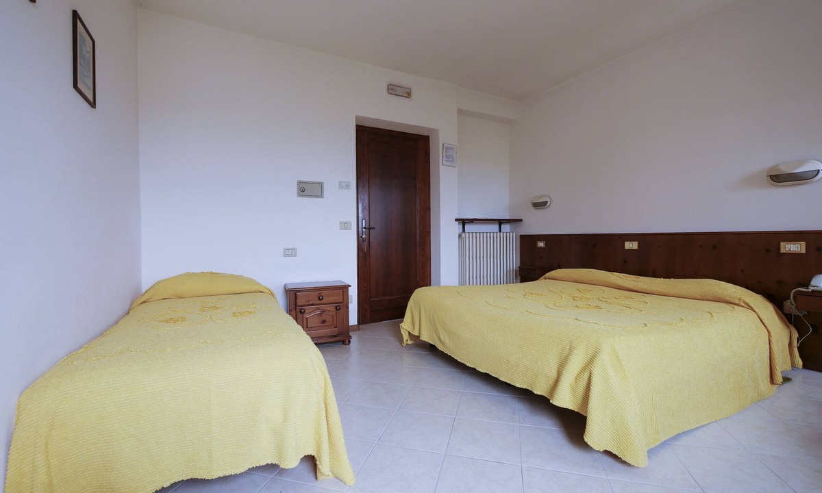 Ponte nelle Alpi Hotel | Albergo De March