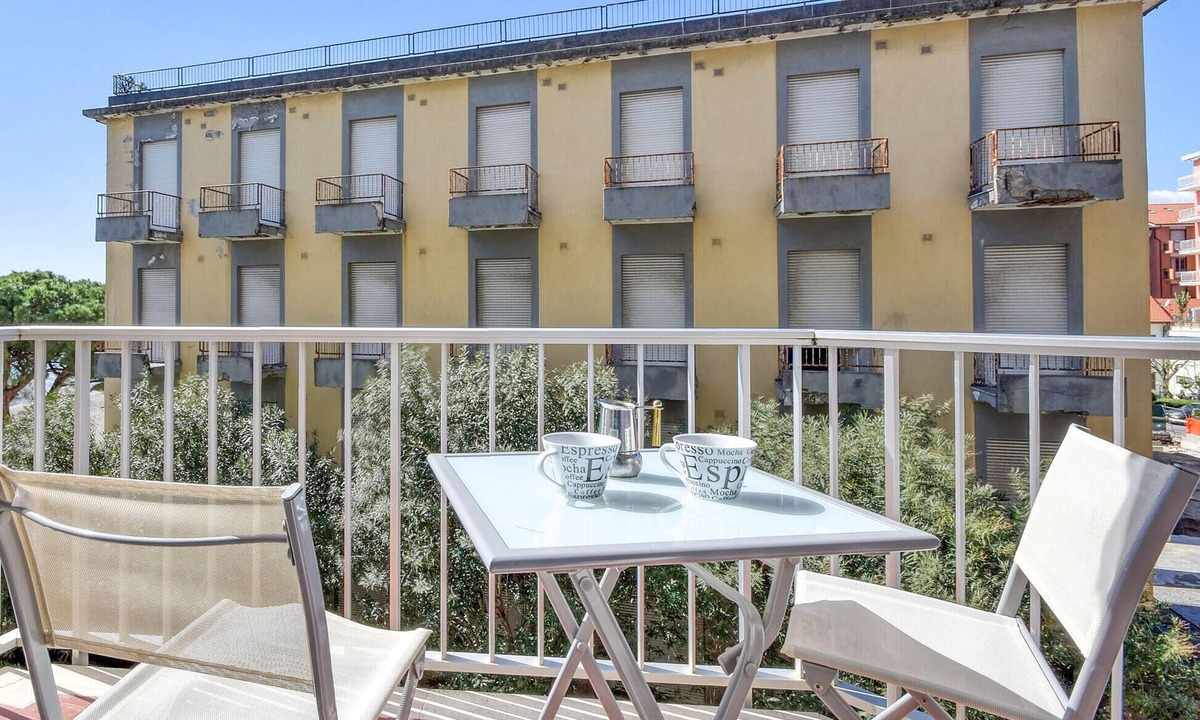 San Bartolomeo al Mare Apartment | Amazing apartment in San Bartolomeo al Mare