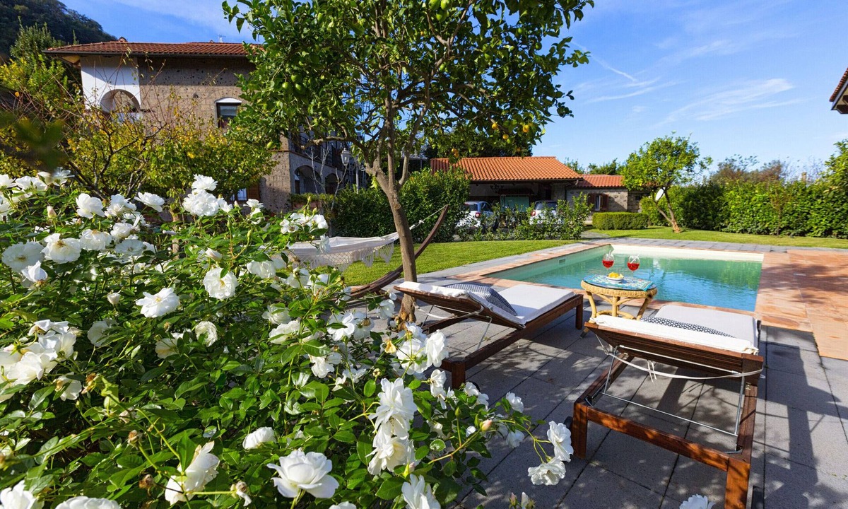 Sorrento Villa | AMORE RENTALS - Villa Florinda with Private Pool and Sea View