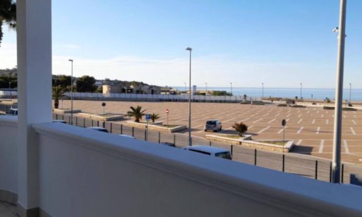 Chiesiola Apartment | Apartment 'Acqua' with Sea View, Wi-Fi, and Air Conditioning