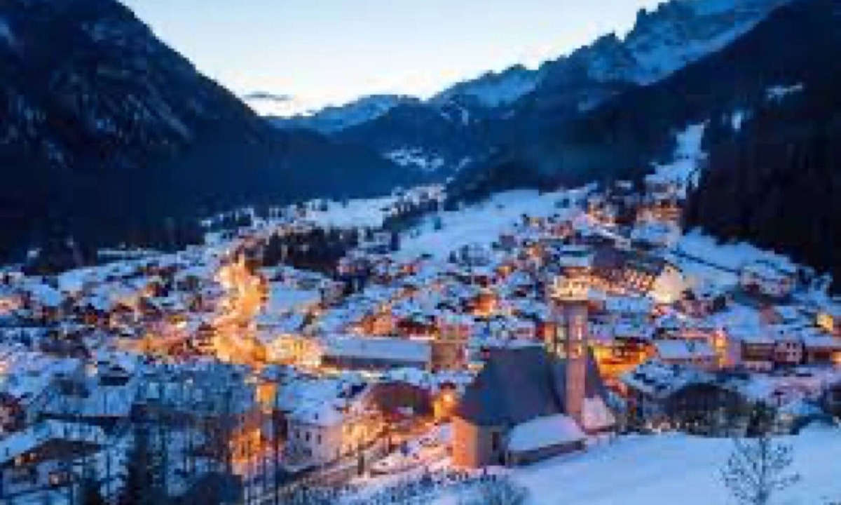 Campitello di Fassa Apartment | Apartment 'Cesa Ellecosta' with Mountain View, Balcony and Wi-Fi