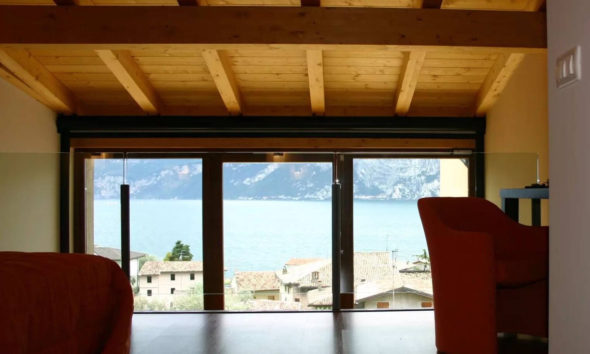 Cassone Apartment | Apartment Selene with Lake View, Shared Pool & Wi-Fi