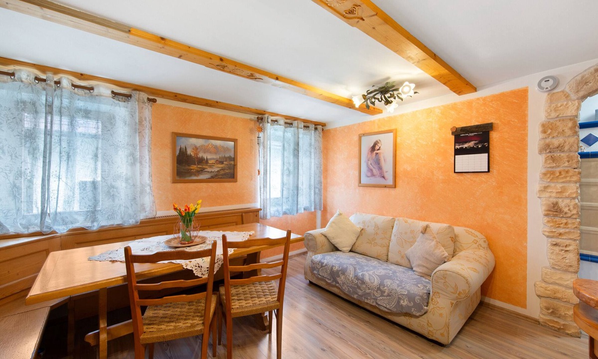 Padola Apartment | Apartment 'Padola 72' with Mountain View and Wi-Fi