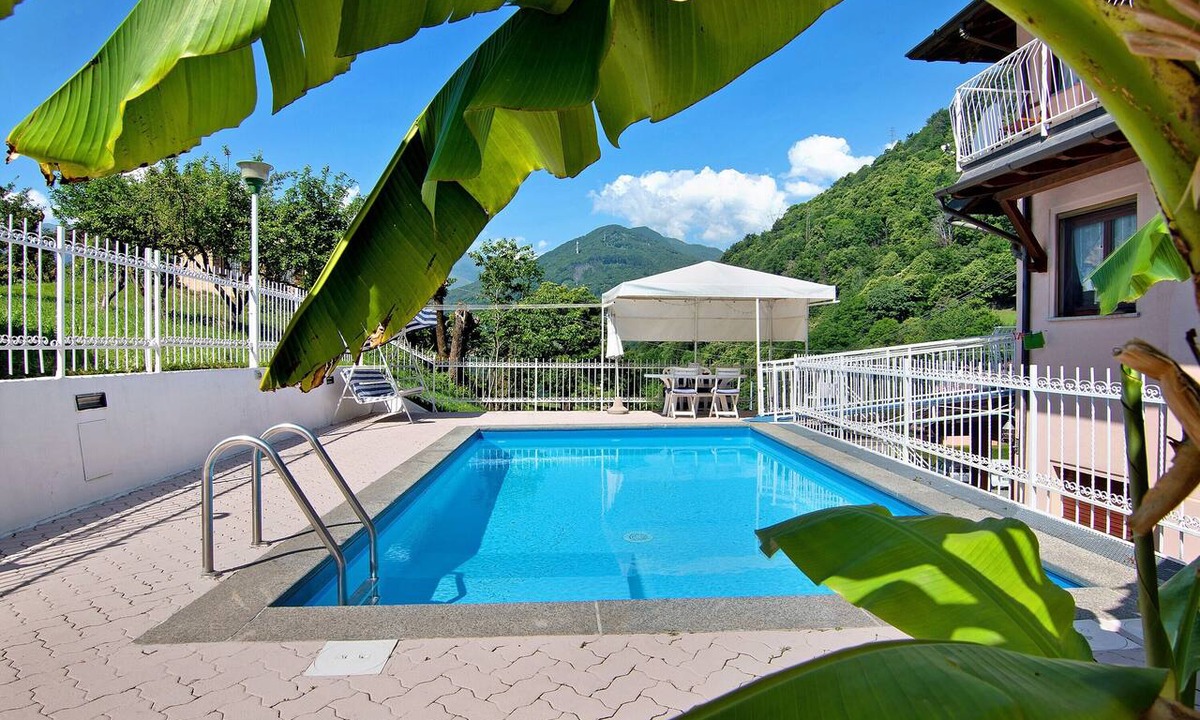 Gravedona Apartment | Apartment 'Villa Adele' with Lake View, Private Pool and Wi-Fi