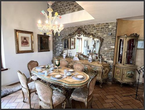 Monte Grimano Terme Bed & Breakfast | B&B Art Experience Novecento e Dintorni