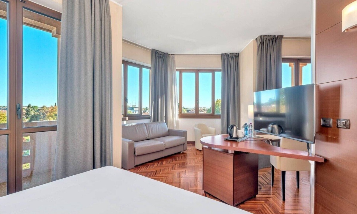 Giussano Hotel | B&B HOTEL Habitat Giussano