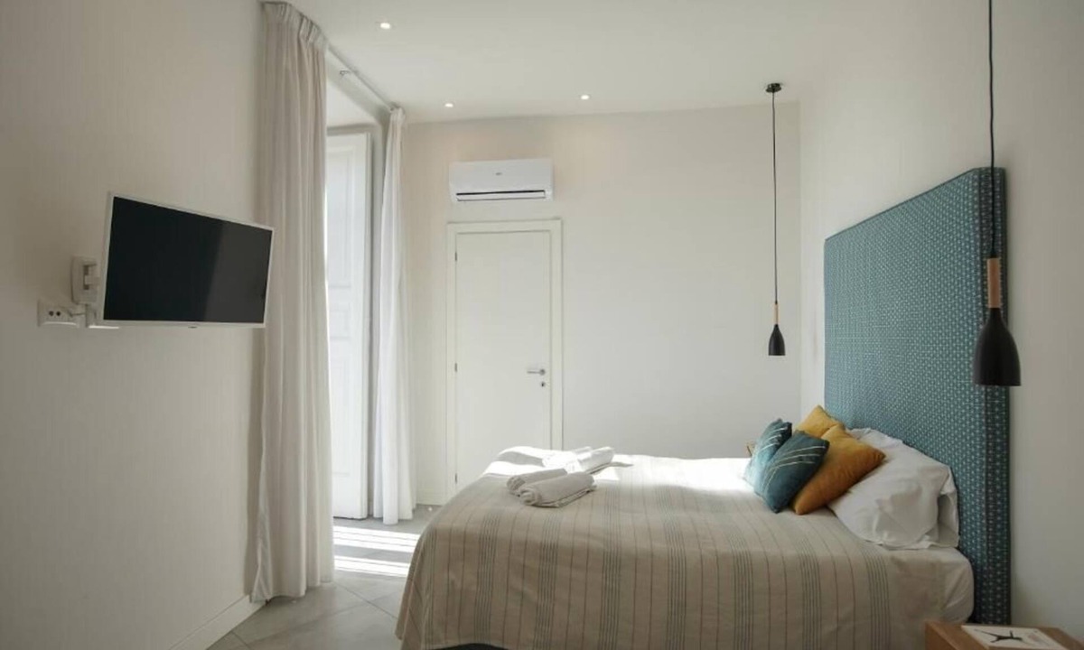 Chiaia Apartment | B-Montedidio