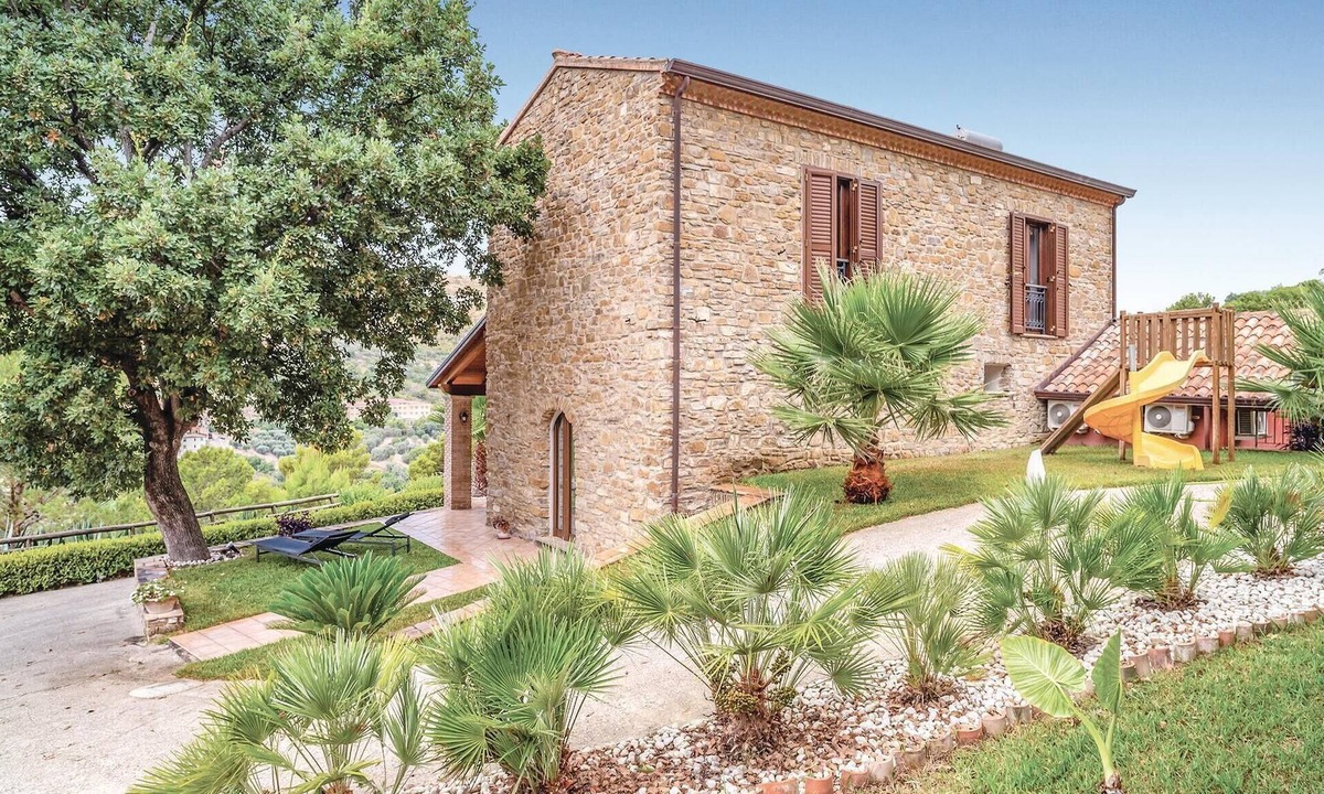 Montecorice House | Beach front home in Montecorice SA