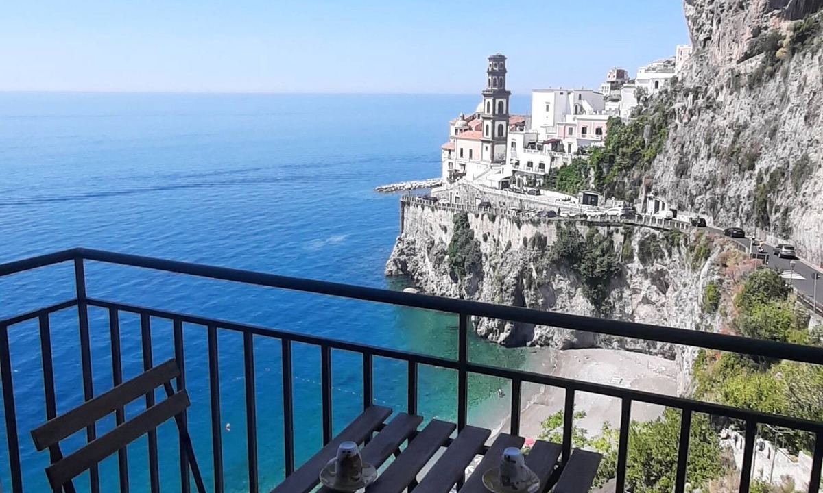 Castiglione House | Beautiful loft on the beach of Castiglione di Ravello, Atrani, Amalfi Ravello