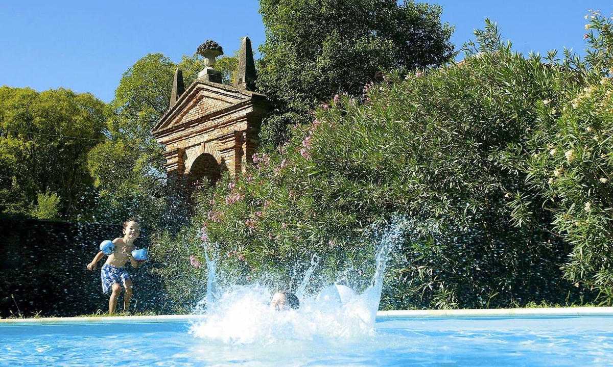 Piombino Dese Villa | Beautiful villa for 8 guests with A/C, WIFI, private pool, TV and patio