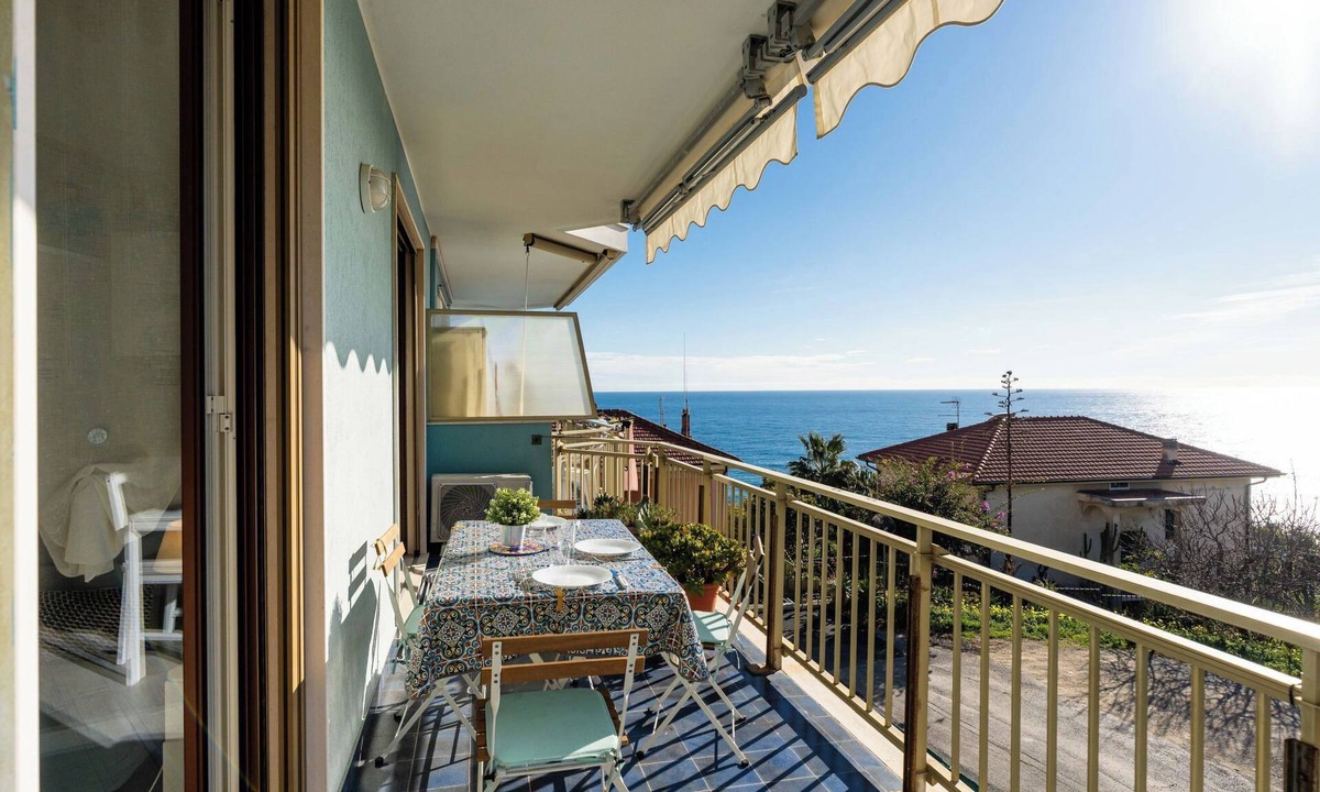 Piani Paorelli Apartment | Bella Vista sul Mare by Interhome