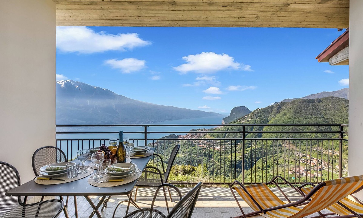Campi Apartment | Bellevue Modern Apartment 8, Tremosine, Italy