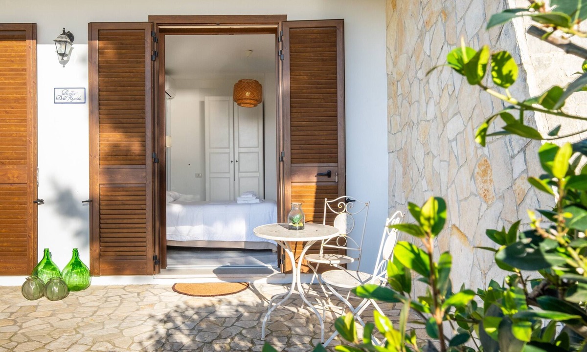 Santa Caterina Bed & Breakfast | Cala D'Aspide B&B – Garden View Room, Wi-Fi, Air Conditioning