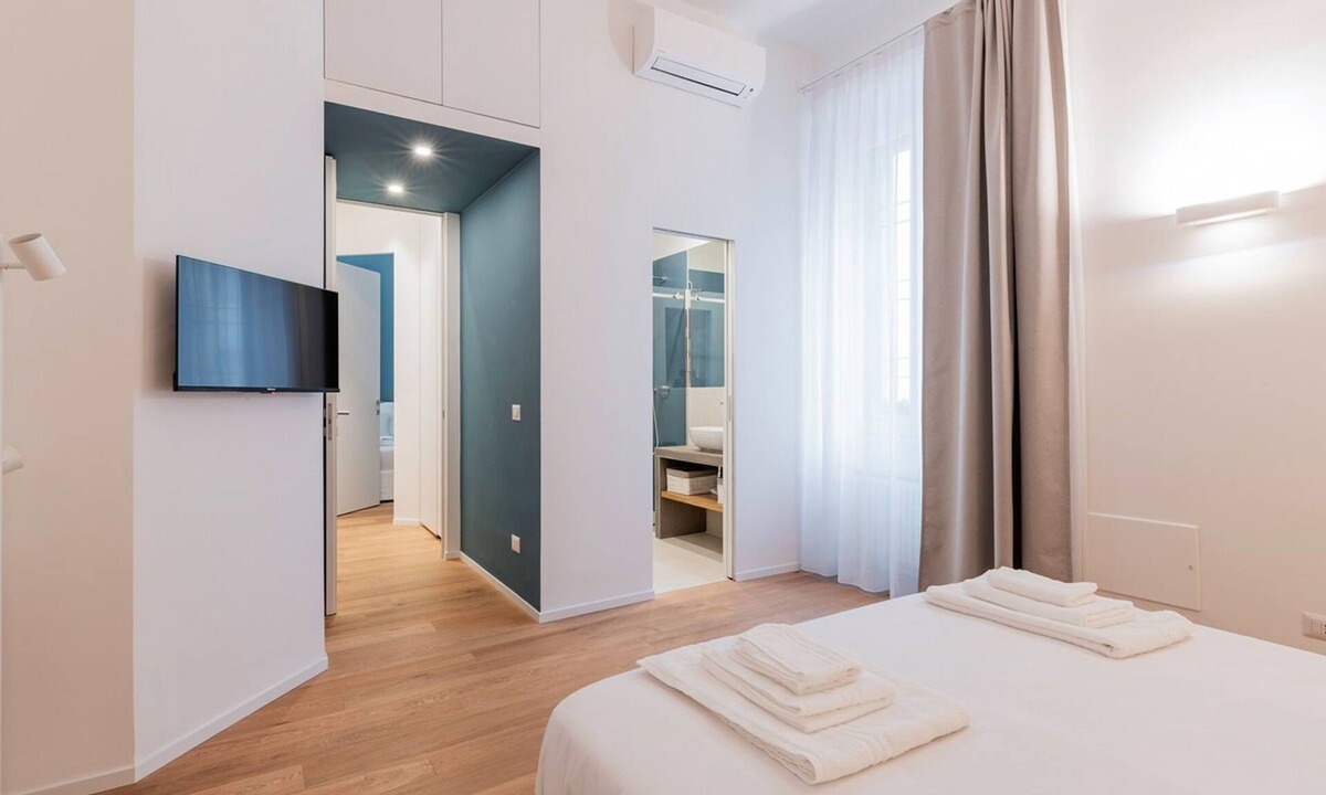 Zona Zara Apartment | Casa Isella Stylish and Tranquil