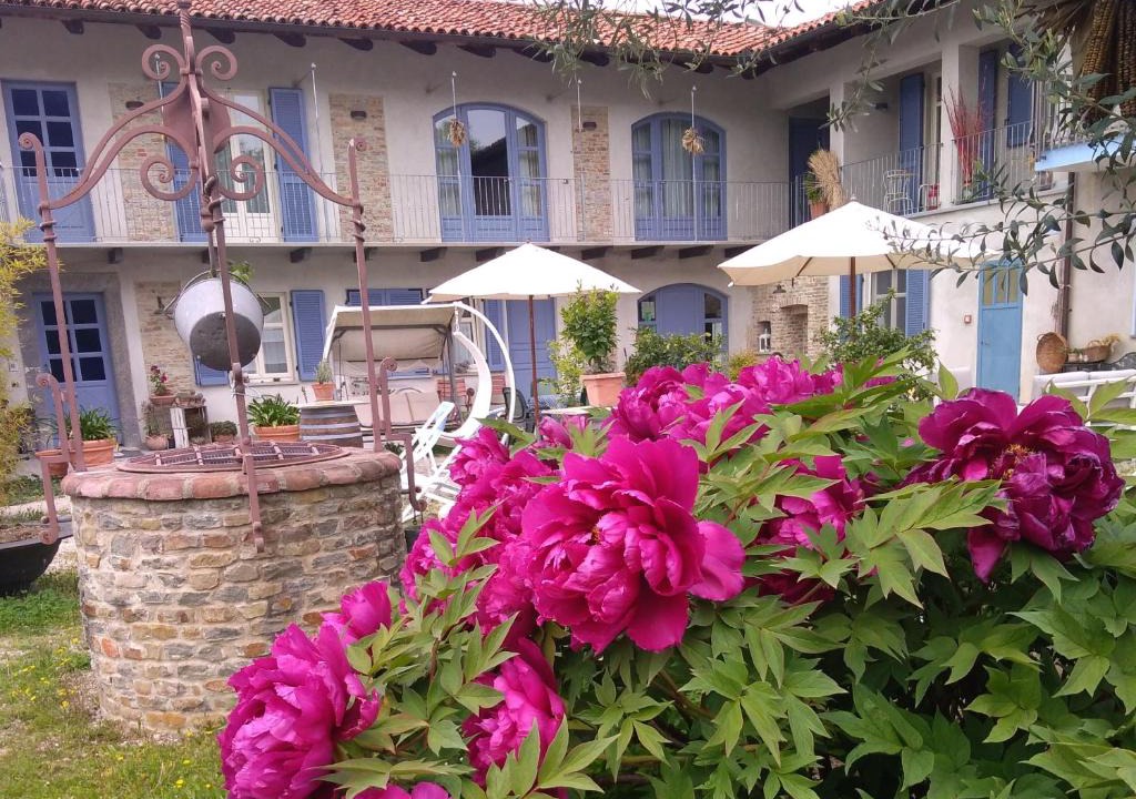 Alba House | Cascina Giardini
