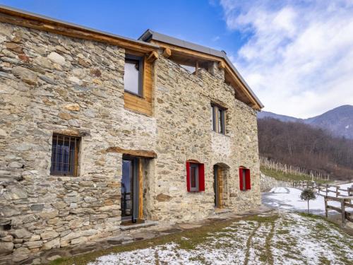 Ronco Ski Chalet | Chalet Casa Ulme' by Interhome