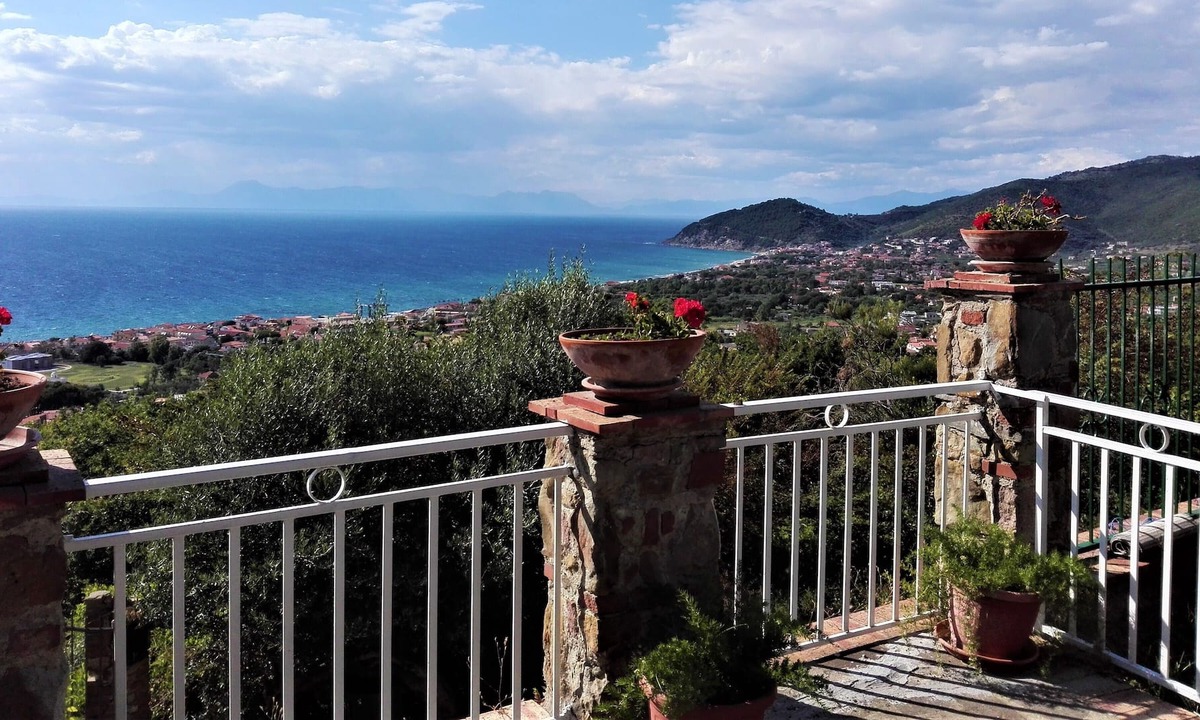 Santa Maria di Castellabate Villa | CILENTO PANORAMIC APARTMENT WITH LARGE PATIO