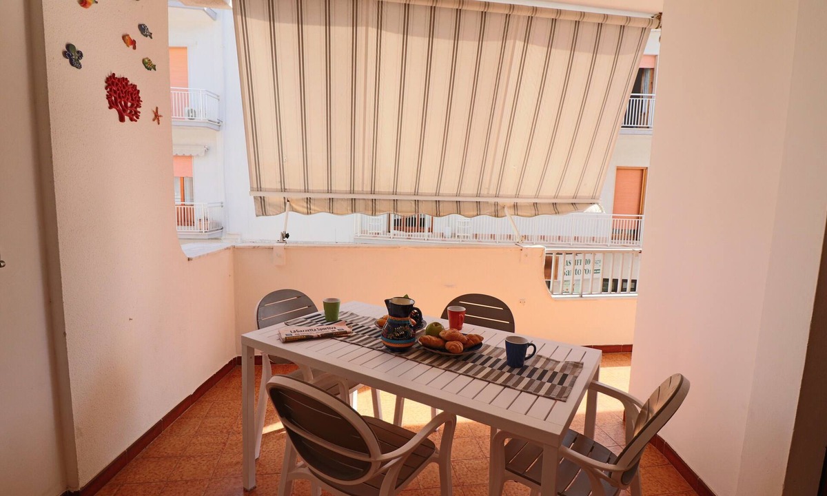 Otranto House | Comfortable Holiday Apartment Casa Vacanza Margherita in Otranto with A/C, Balcony, Pets Allowed