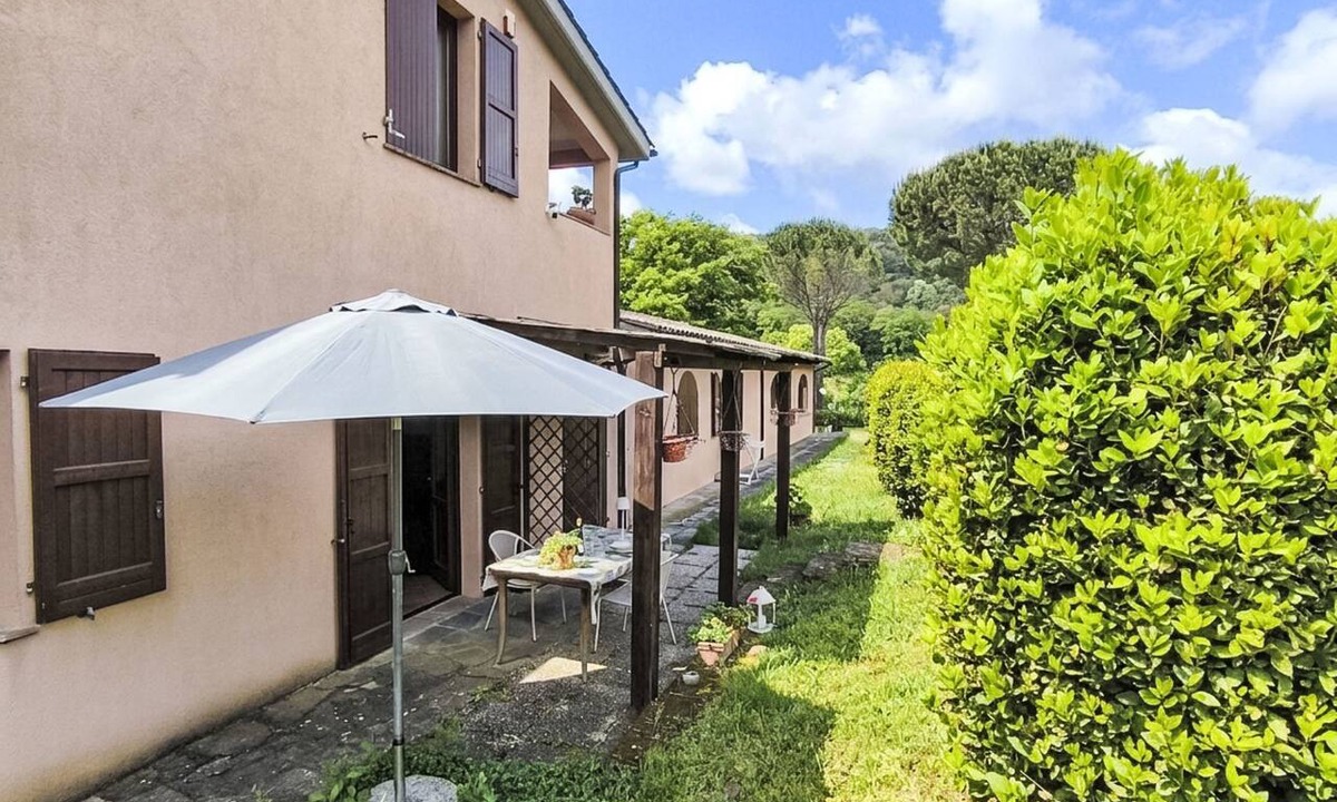 Montorsaio Apartment | Corbezzolo by Interhome