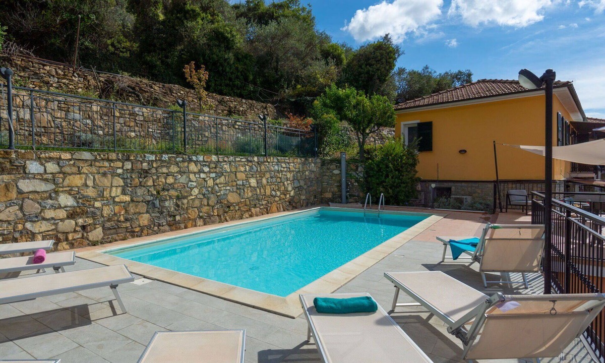 Pietrabruna Apartment | Cosy apartment for 18 people with private pool, WIFI, TV, patio and panoramic view