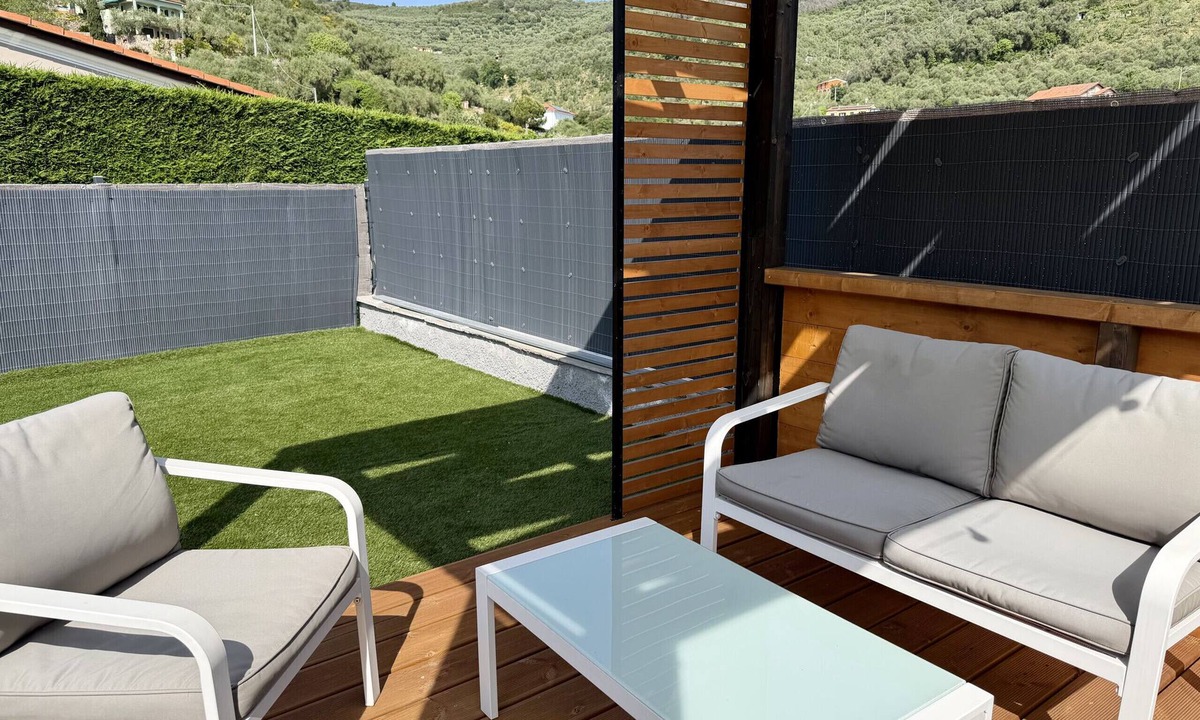 Costa dʼOneglia Apartment | Dimora degli Ulivi A