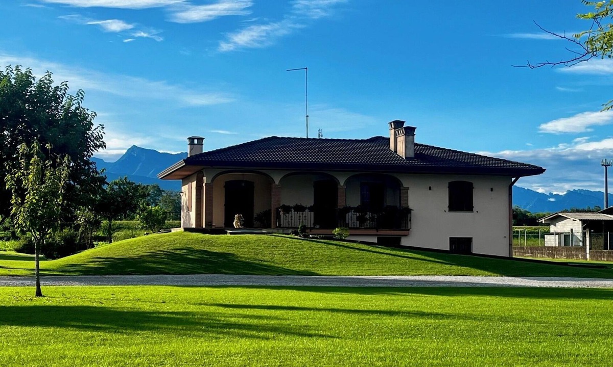 Vivaro House | Ekeko House. House surrounded by nature in the heart of Friuli's Magredi