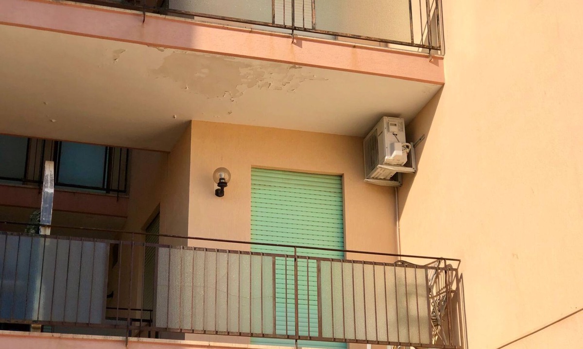 Baia Verde Apartment | Emerald Holiday House in Baia Verde