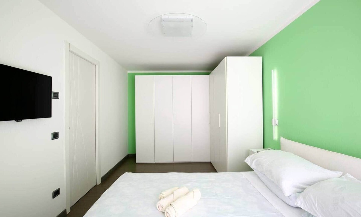 Milan Apartment | Escape on Naviglio