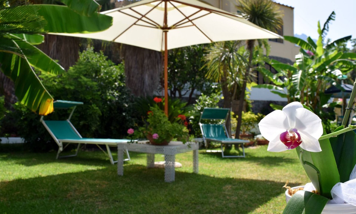Forio House | Family home. Between downtown and the Poseidon Spa. Villettalucia Forio