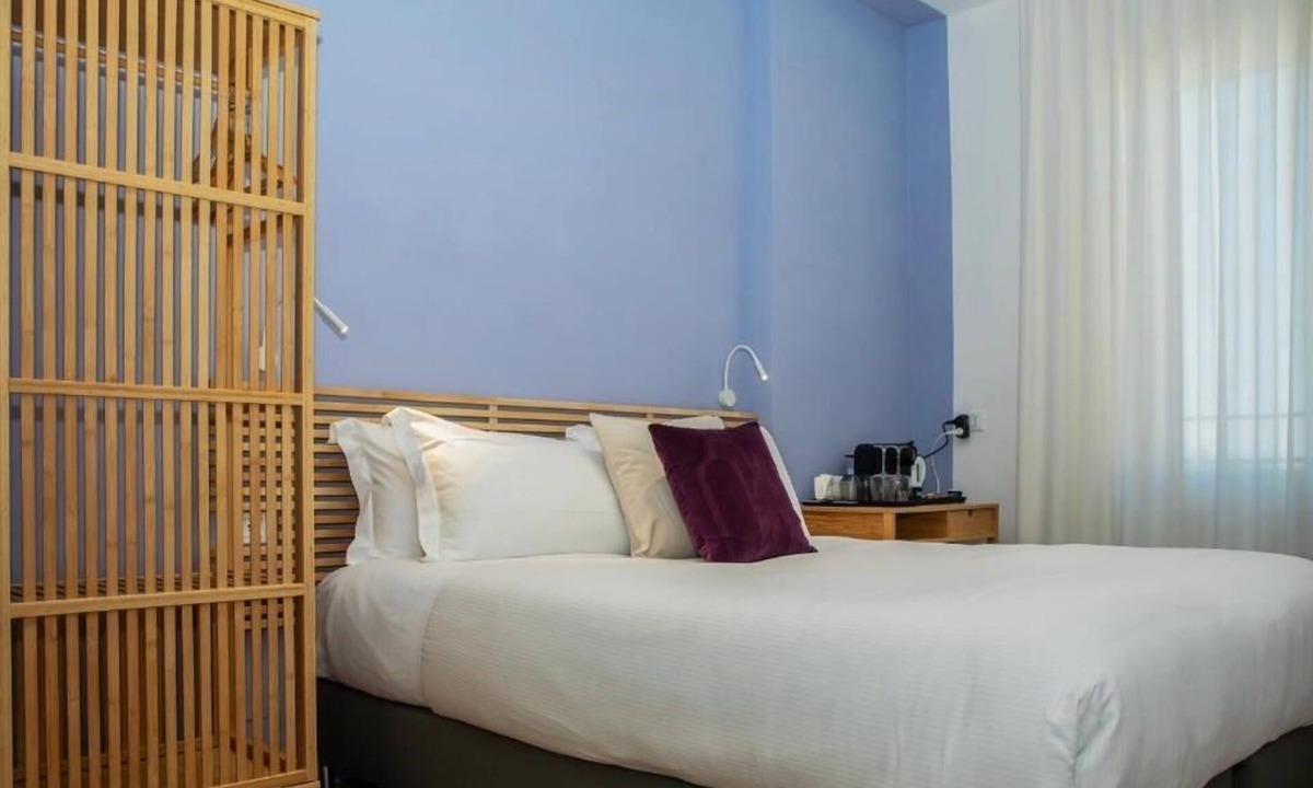 Novoli - San Donato Apartment | Florentia Boutique: Deluxe Double/Twin Room with Single Beds