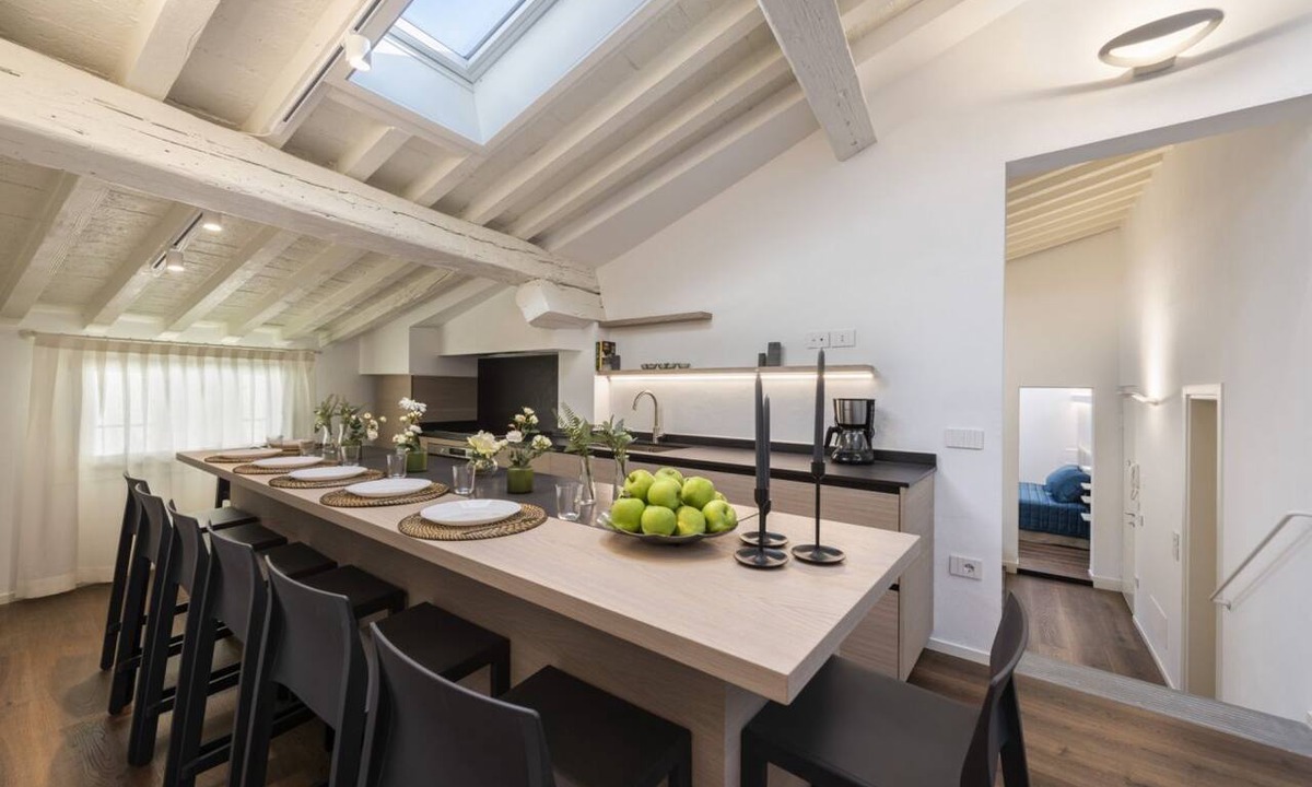 Santa Croce Apartment | Greci Terrace luxury apartment in Florence by Mmega