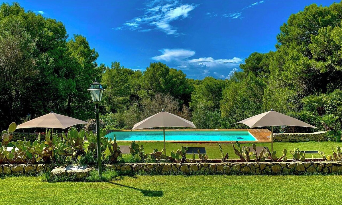 Santa Caterina House | Historic Liberty villa with private park and pool