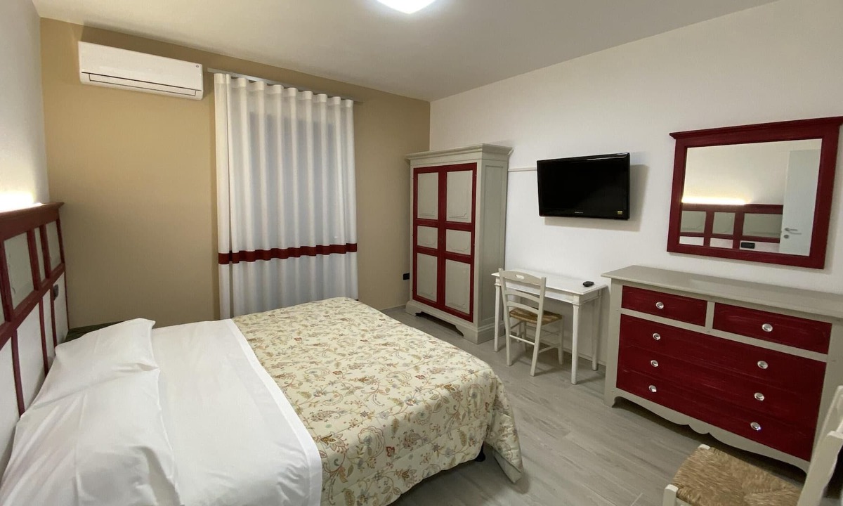 Romano d'Ezzelino Apartment | Homerez - Nice appartement for 2 ppl. with garden at Romano D'ezzelino