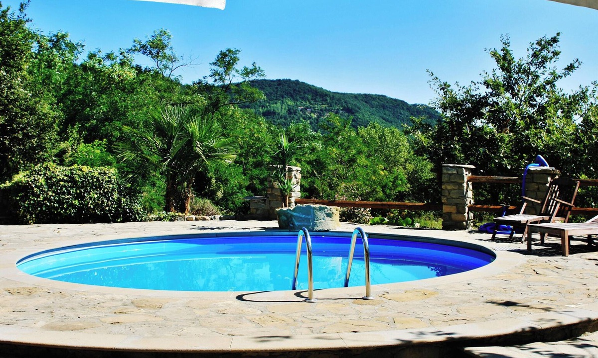 Mombarcaro Villa | Homerez - Villa Mombarcaro