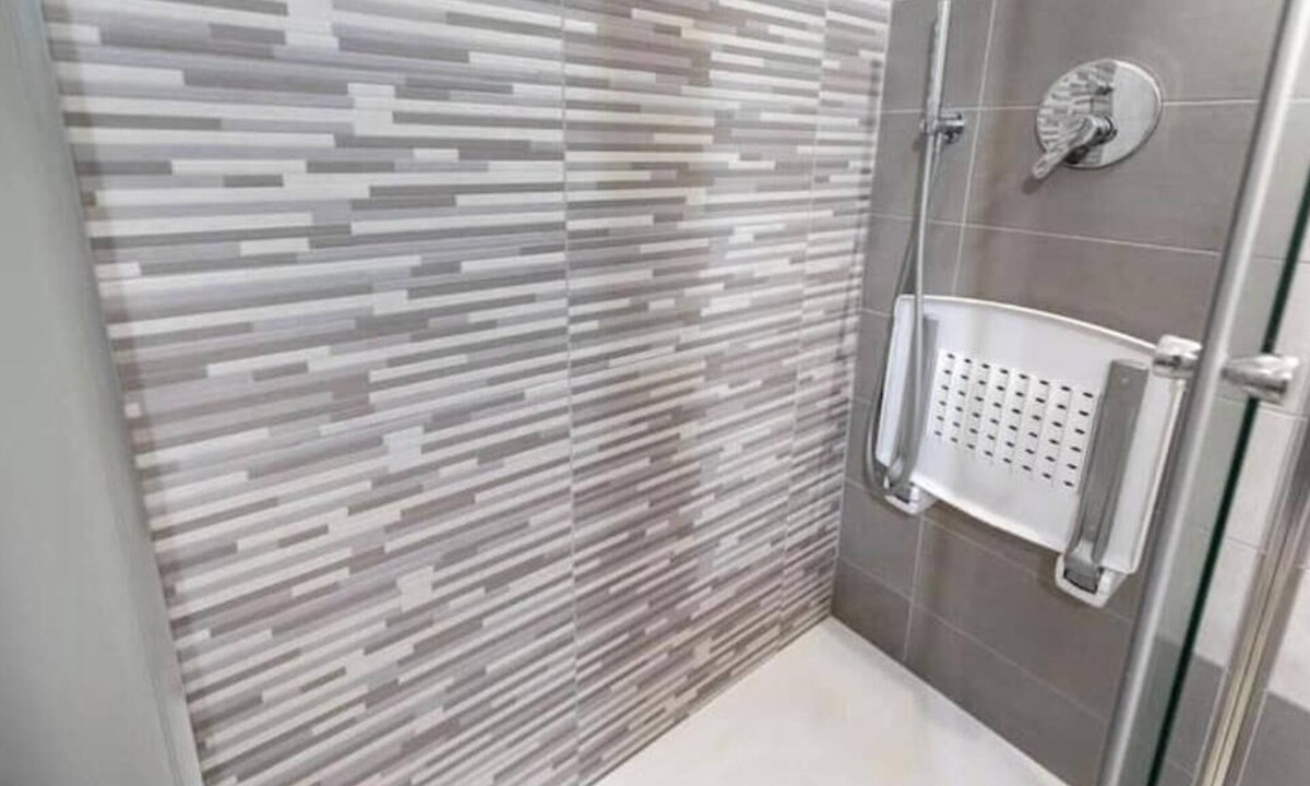 Garlenda Apartment | Hostdomus - Olive & Garden 1