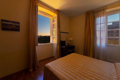 Marina District Hotel | Hotel Due Colonne