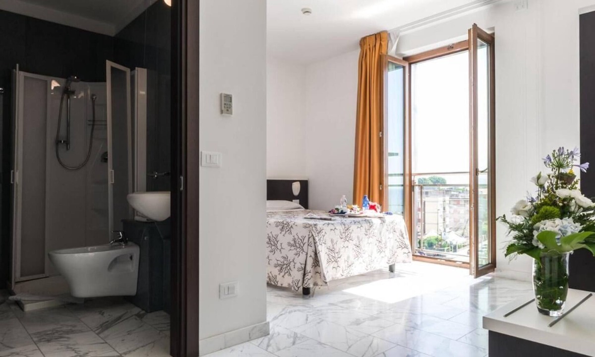 Marinella di Sarzana Hotel | Hotel Rondine