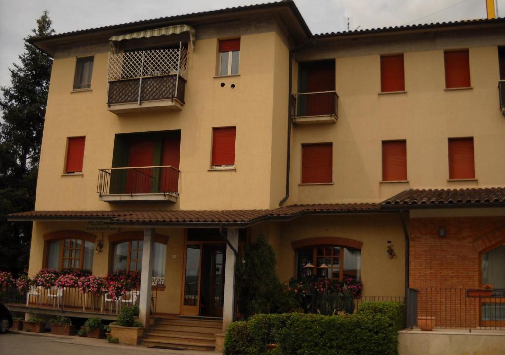 Santarello Hotel | HOTEL SANTOROTTO di FABIO TERROSI