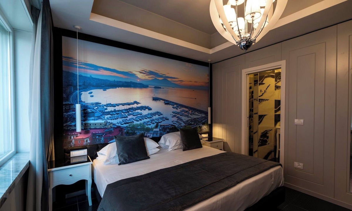 Chiaia Hotel | Hotiday Napoli Lungomare