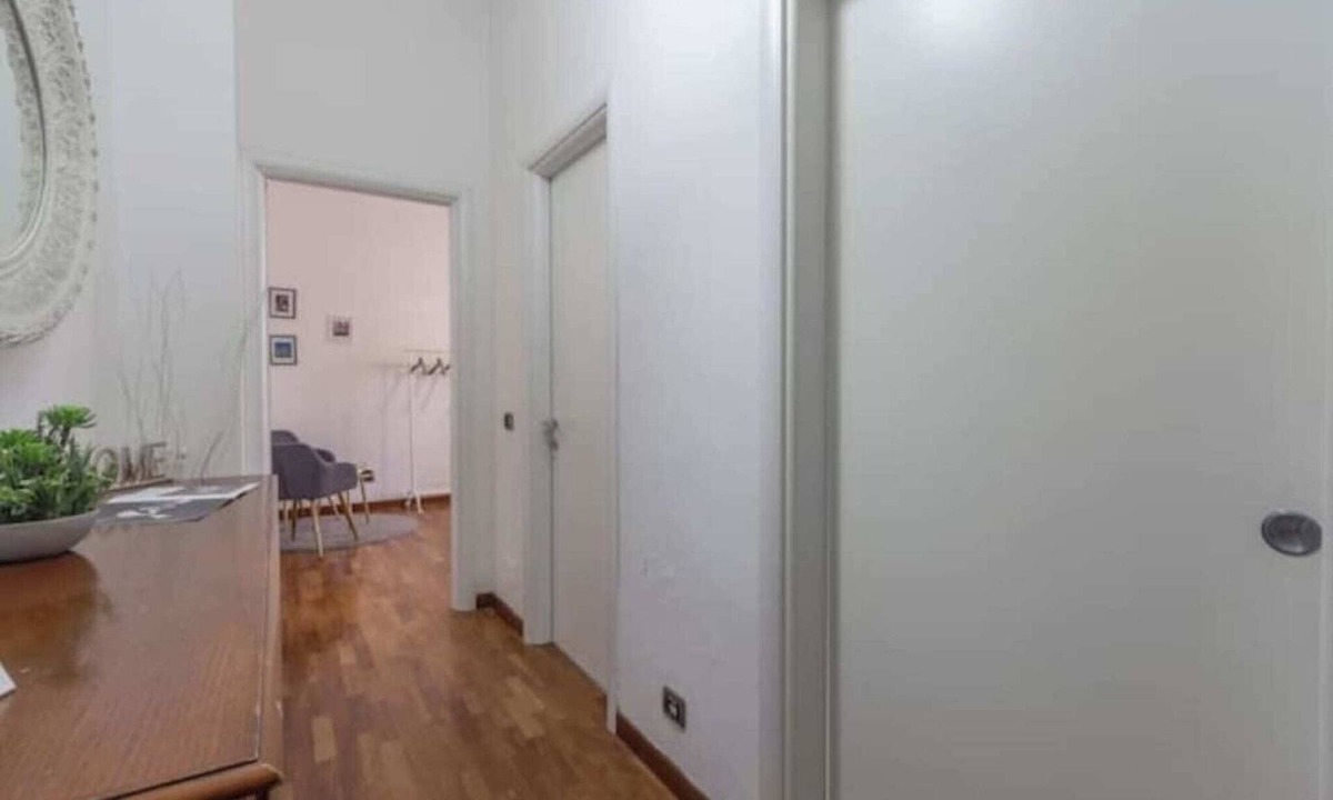 Porta Lodovica House | House Romana Center