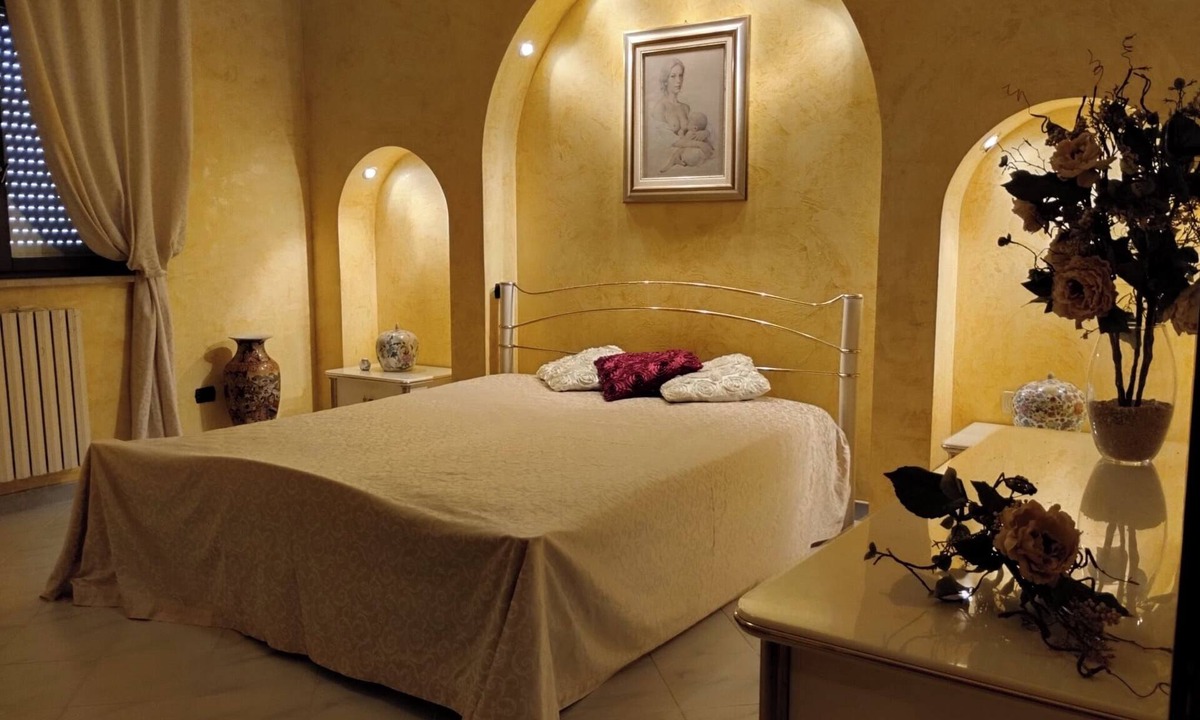 Taranto Apartment | Irisviola House, ideal for families with fully equipped and functional kitchen