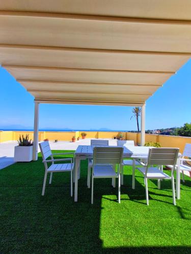 Licola Apartment | La terrazza incantata private access to the beach