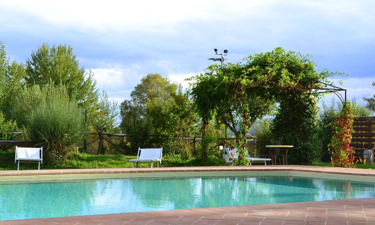 Monteleone d'Orvieto Apartment | Lovely apartment for 6 guests with WIFI, pool, TV and terrace