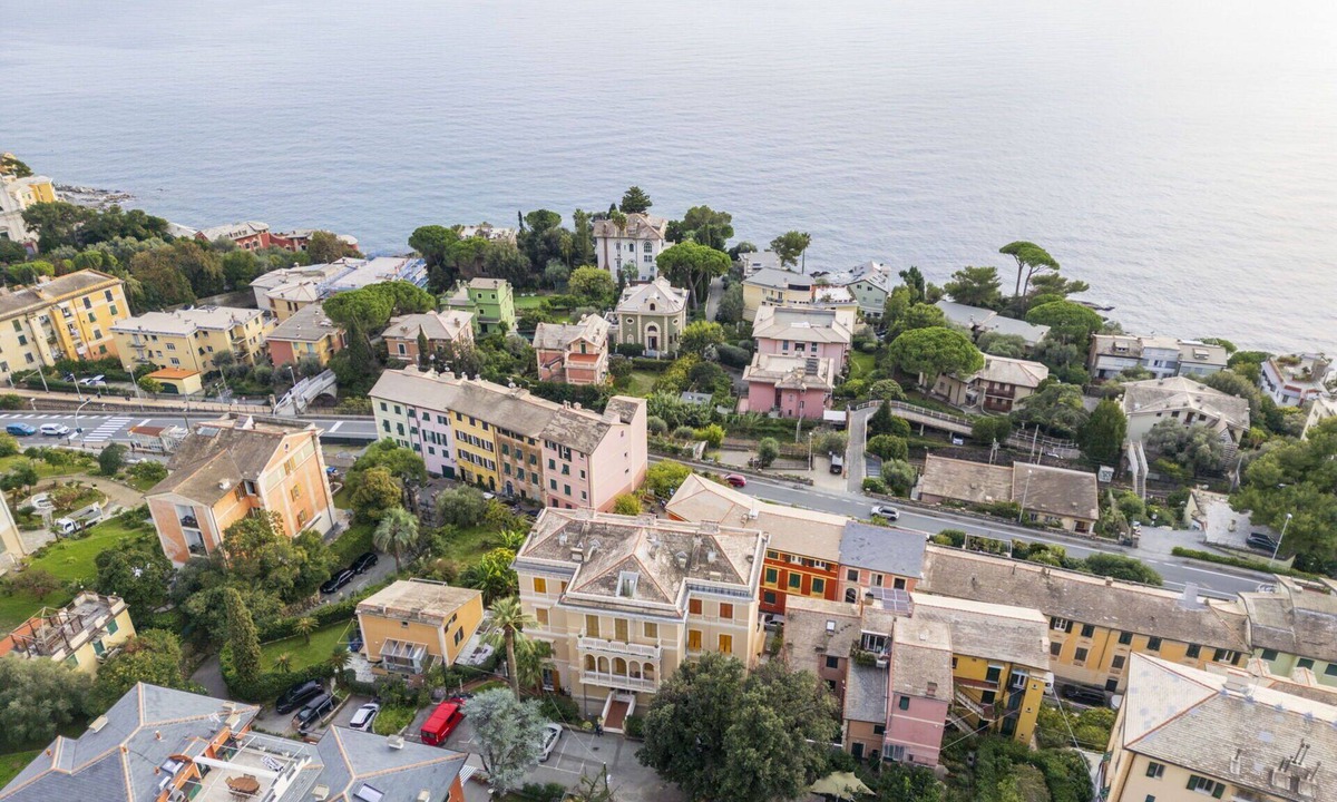 Bogliasco Apartment | Lovely apartment for 3 people with A/C, WIFI, TV and balcony, close to Portofino
