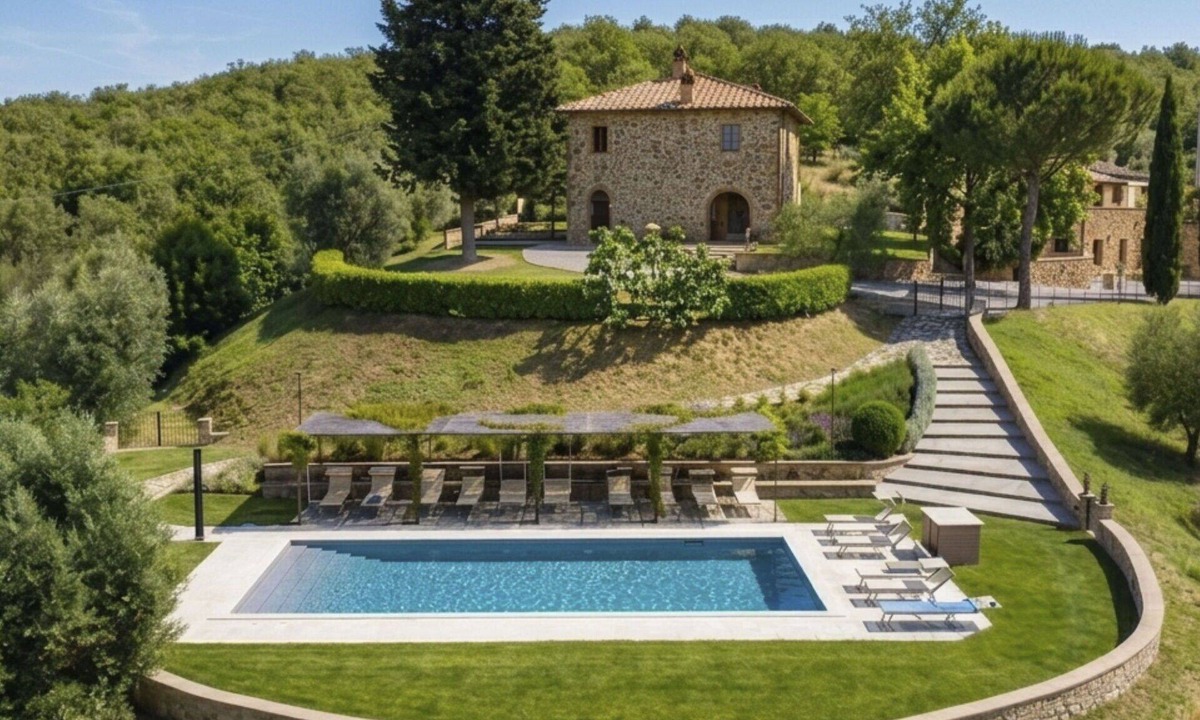 Panicale Apartment | Lovely apartment for 14 people with private pool, WIFI, A/C, TV, patio and pets allowed