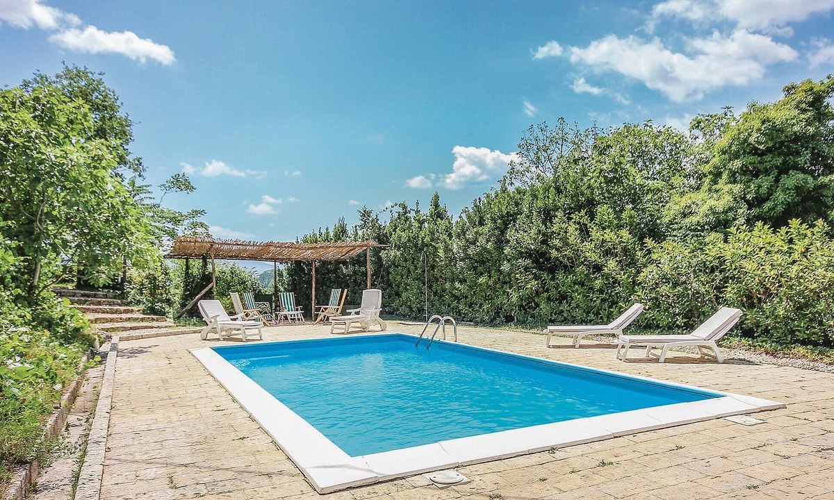 Pratella House | Lovely home in Pratella CE with private swimming pool, can be inside or outside