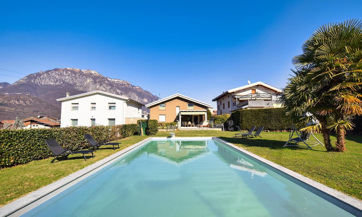 Gianico House | Luxurious home in Gianico