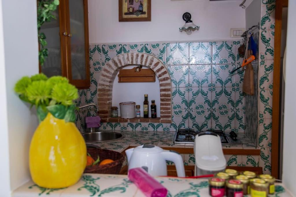 Liparlati Apartment | M'incanto