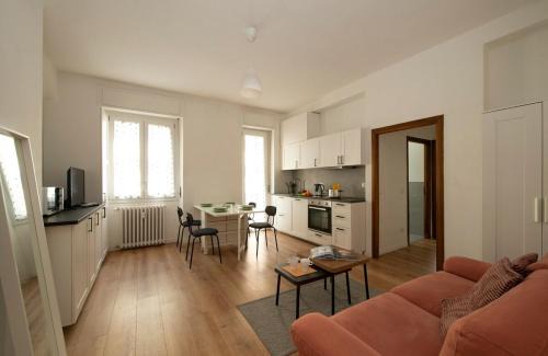 Giambellino Apartment | M4 Tolstoj Ampia Penthouse a 50m dalla Metro